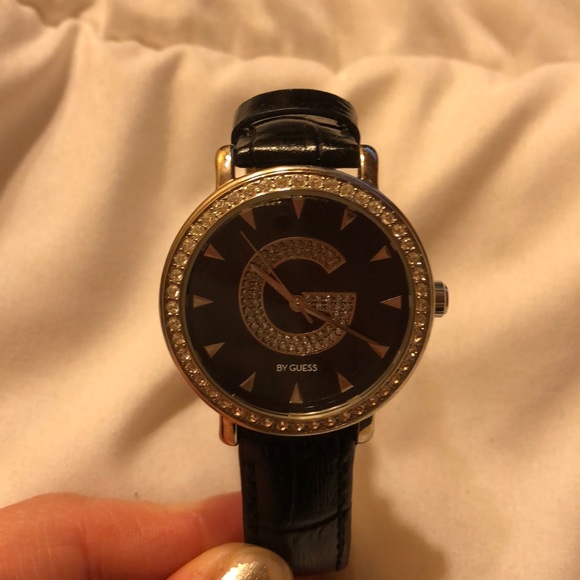 Guess Watch - Picture 2 of 5